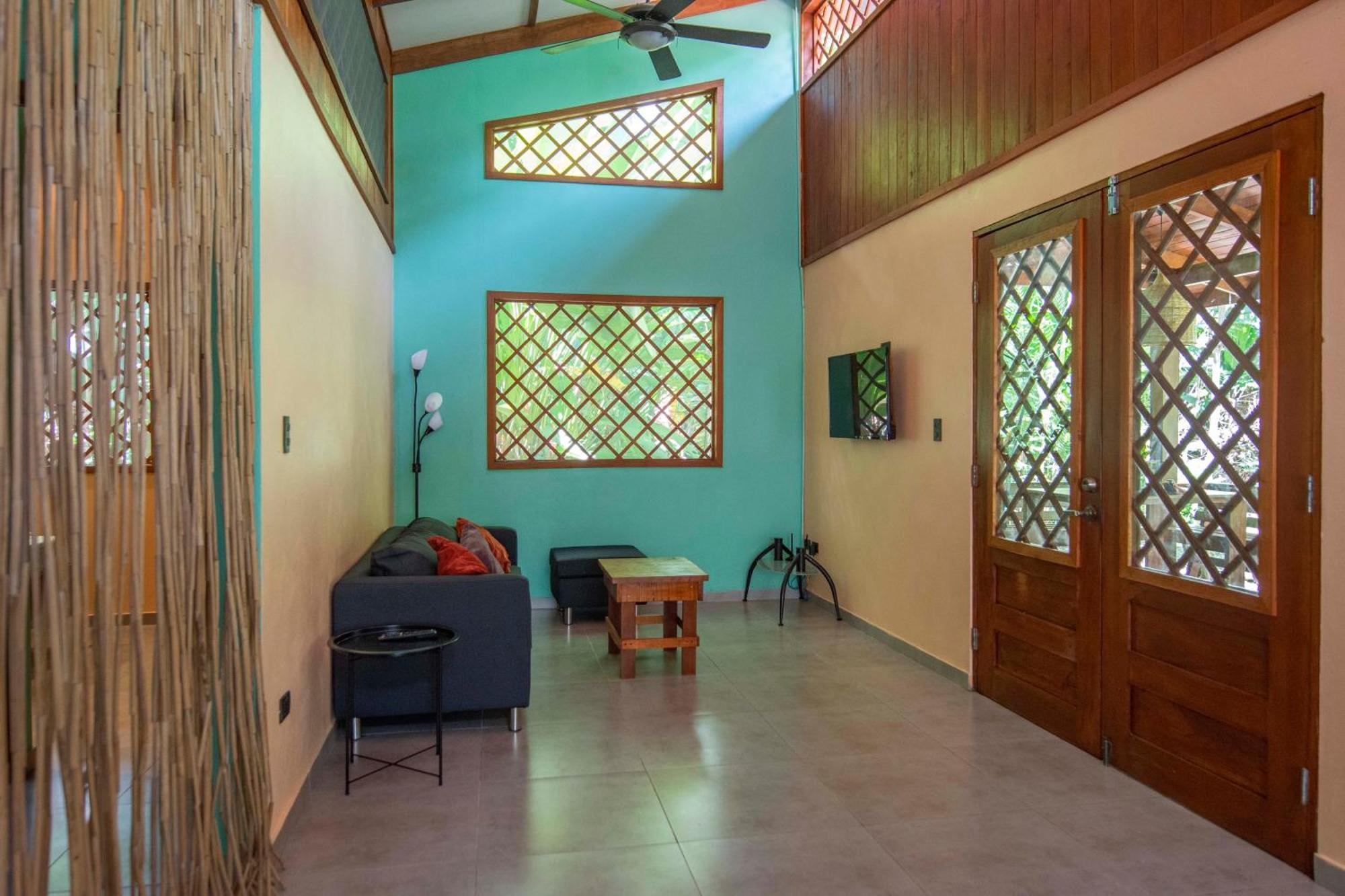 Villa Pina Dorada Dependencia Del Hotel Casa Merlin Puerto Viejo de Talamanca Εξωτερικό φωτογραφία