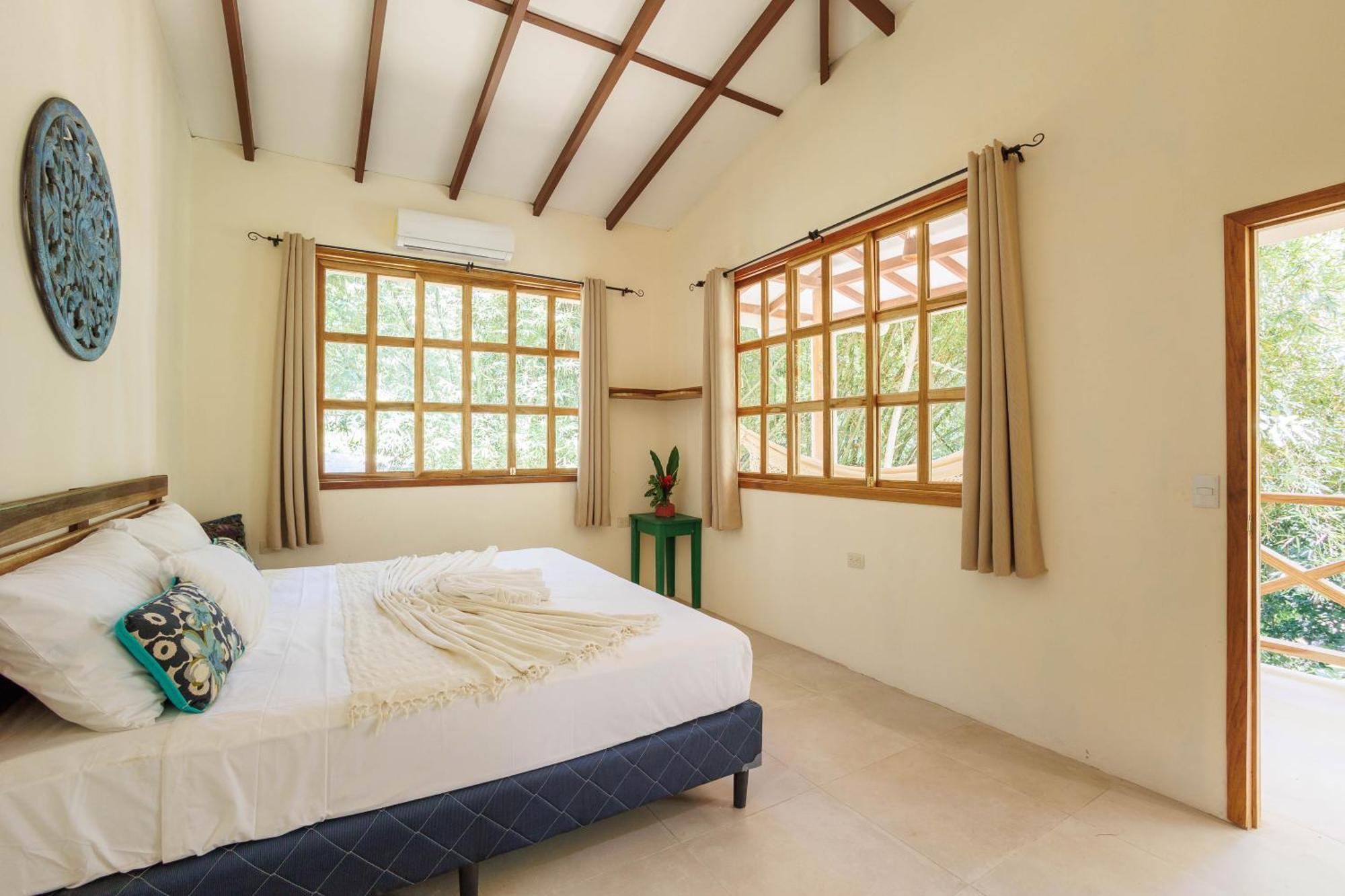 Villa Pina Dorada Dependencia Del Hotel Casa Merlin Puerto Viejo de Talamanca Εξωτερικό φωτογραφία